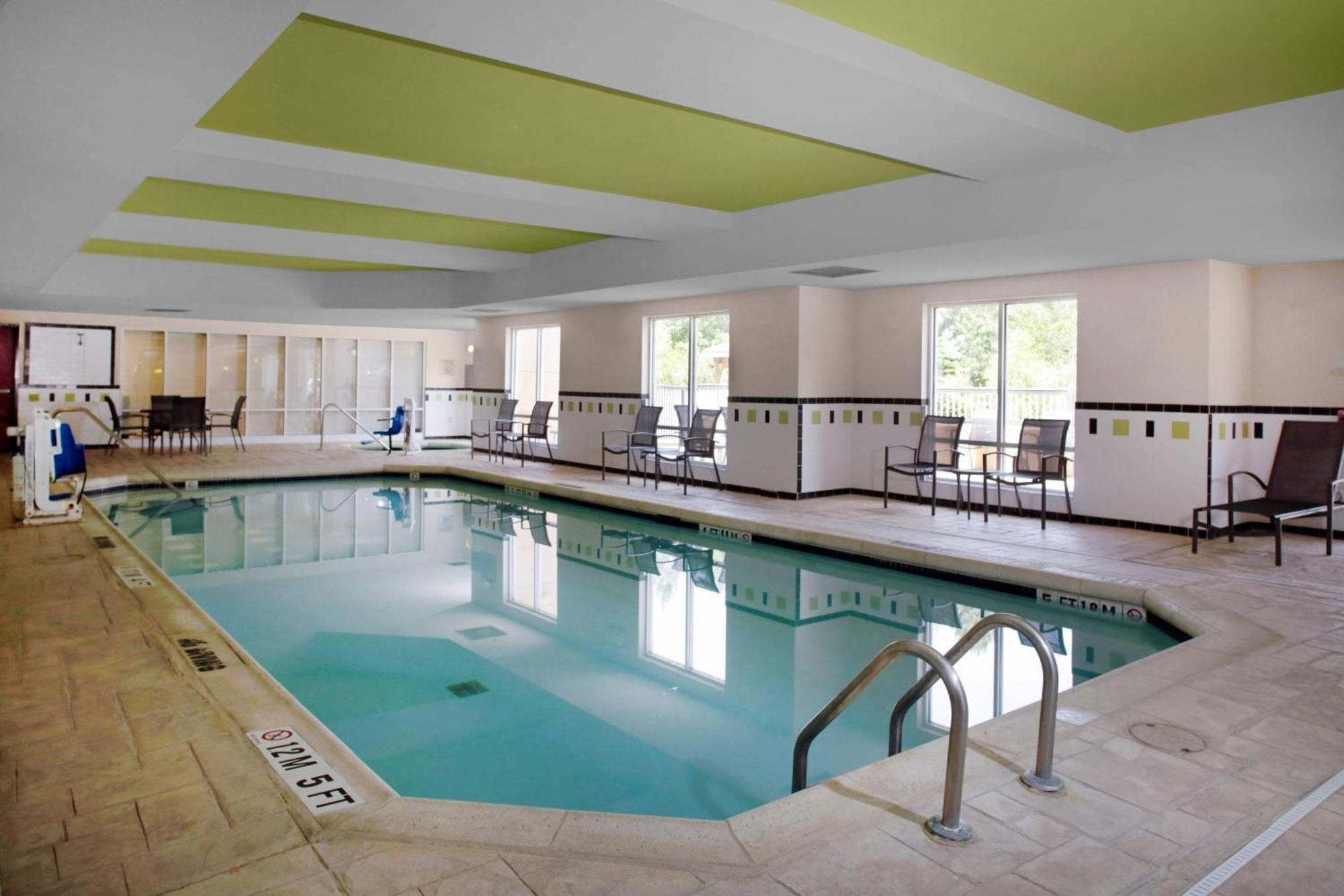 Fairfield Inn & Suites Milledgeville Bagian luar foto